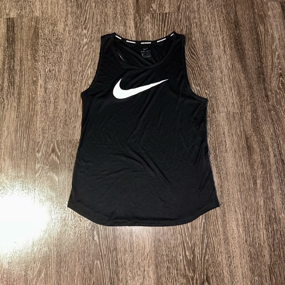 women’s black nike dri-fit tank top